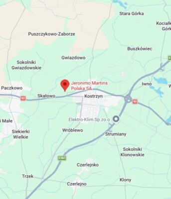 Widok mapy z zaznaczeniem centrum dystrybucyjnego Biedronki w Kostrzynie.