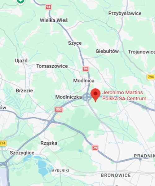 Widok mapy z zaznaczeniem centrum dystrybucyjnego Biedronki w Modlnicy.