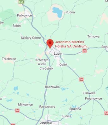 Widok mapy z zaznaczeniem centrum dystrybucyjnego Biedronki w Lubinie.